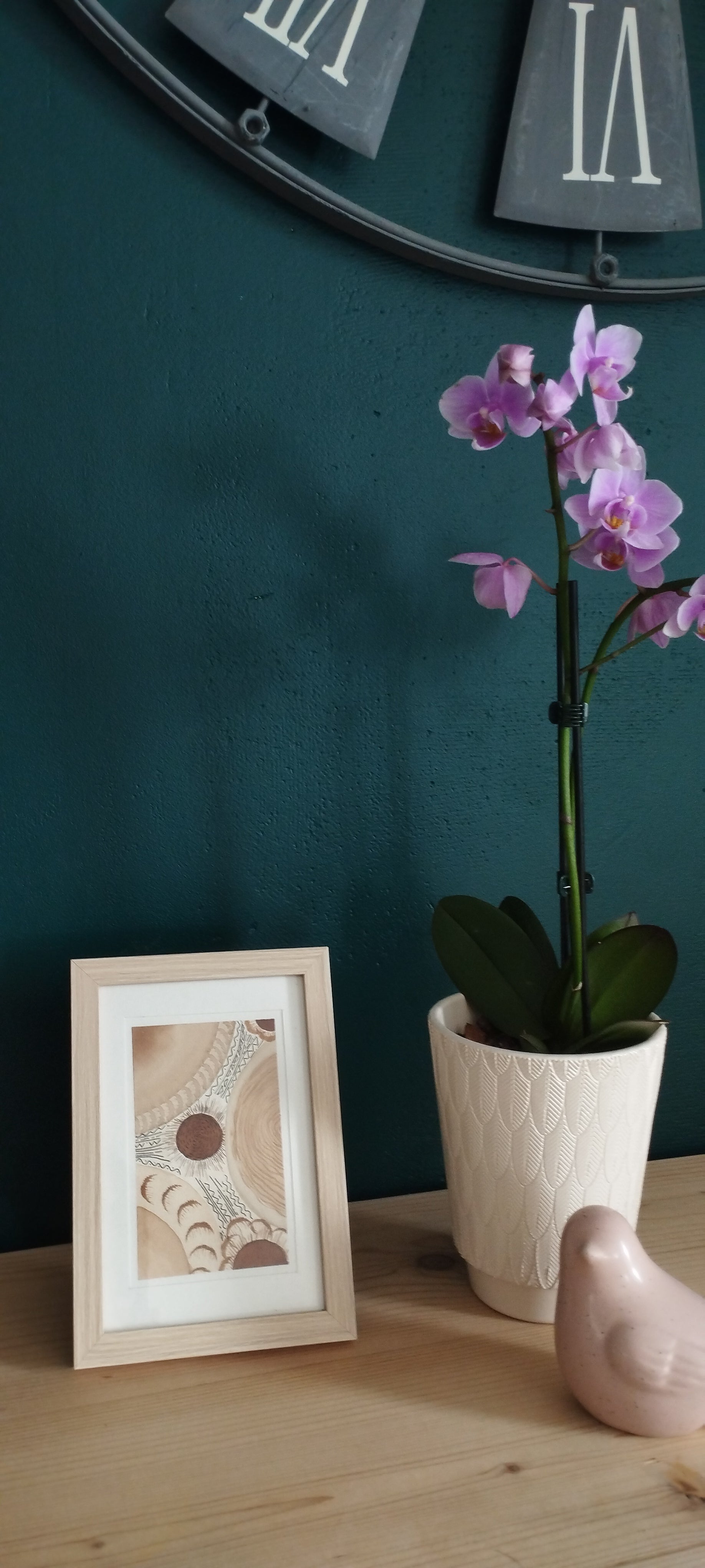 Aquarelle originale LUNE CAFE encadrée, abstraite marron beige, motifs lunaires organiques, cadre bois clair.