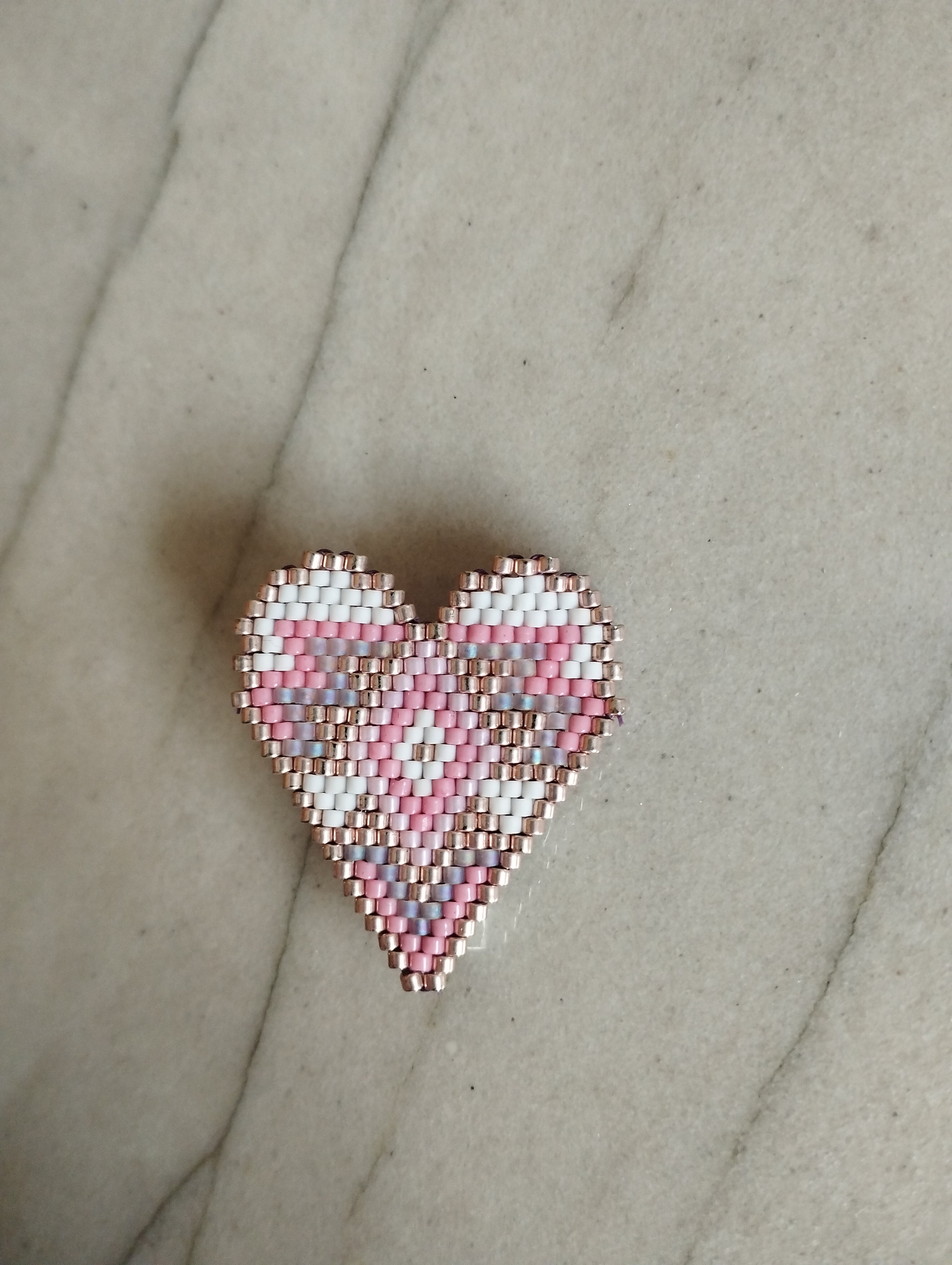 Broche tissée COEUR
