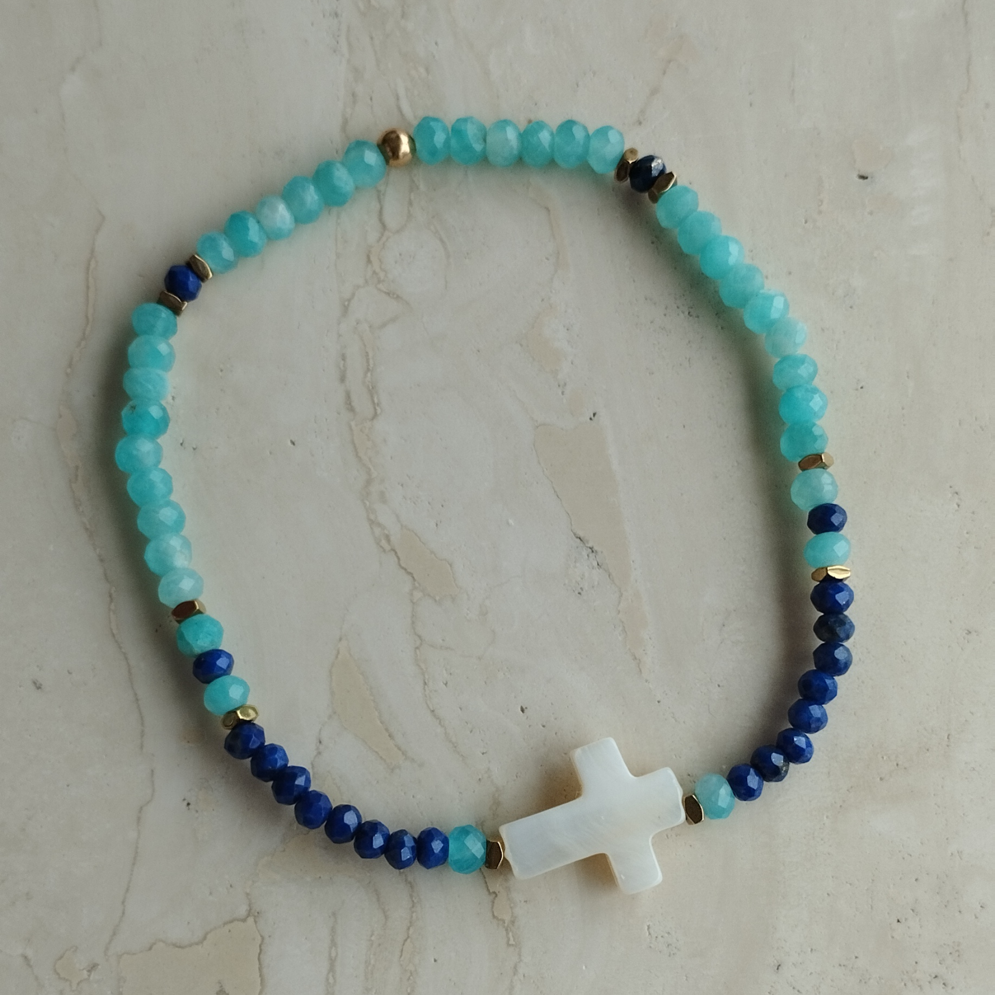 Bracelet LIA Croix Nacre